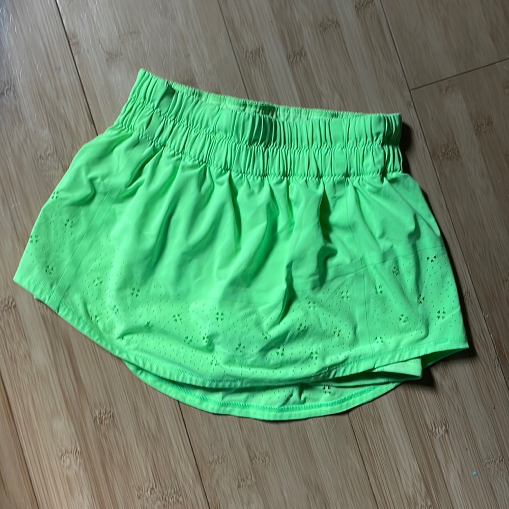Safety green lily lemon skort